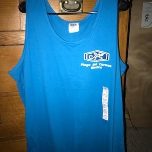 2 playa del Carmen tanks.